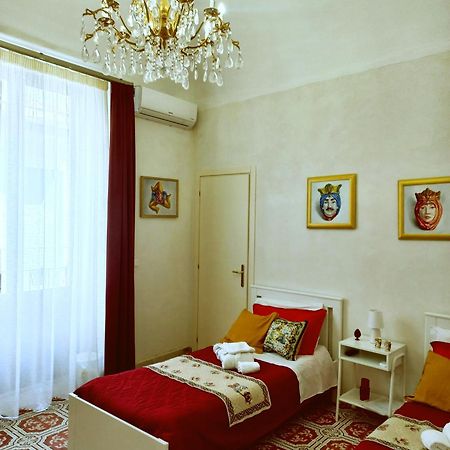 4Tino Hotel Catania Exterior photo